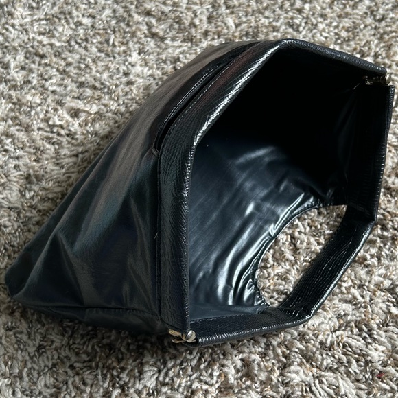 Azok Vintage Leather Clutch - Picture 3 of 15